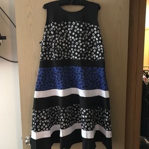 New Without Tags Eloquii Colorblocked Dress